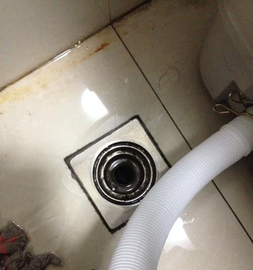 洗衣机地漏溢水怎么办？如何快速解决溢水问题？  第2张