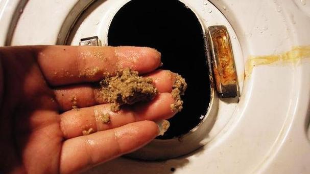 电热水器堵塞了怎么办？一步步教你如何维修？  第3张