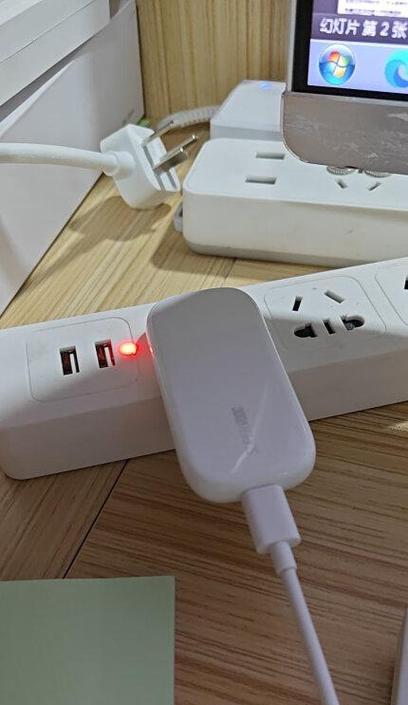 不发烫的充电器有什么特别之处？  第2张
