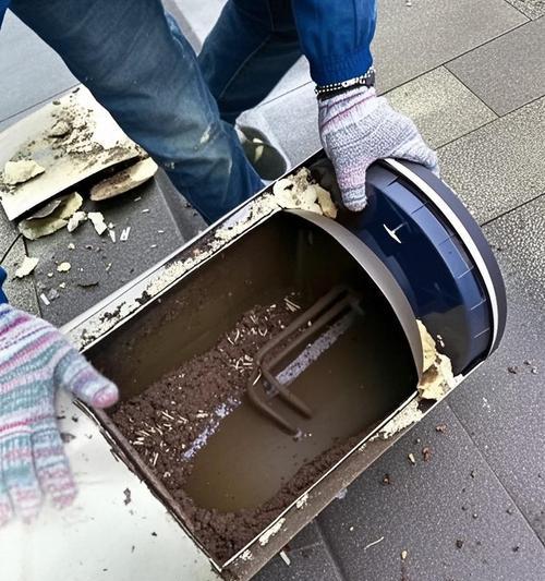 热水器漏水的原因及修复方法（如何找准热水器漏水原因，有效修复故障）  第1张