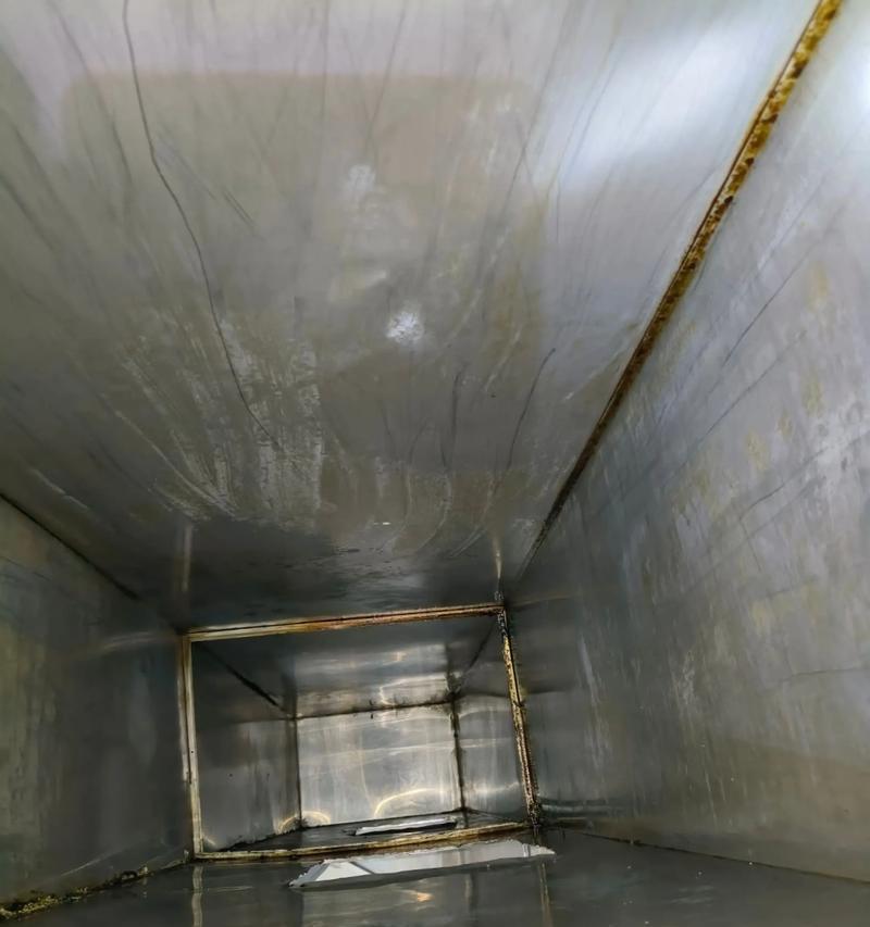 商用清洗油烟机的必要性（延长使用寿命，提升工作效率，保障餐饮安全）  第1张