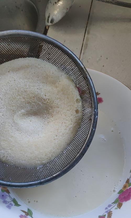 为何豆浆机无法打碎黄豆？（探索豆浆机无法打碎黄豆的原因及解决方法）  第2张