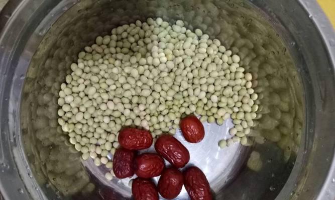 为何豆浆机无法打碎黄豆？（探索豆浆机无法打碎黄豆的原因及解决方法）  第3张