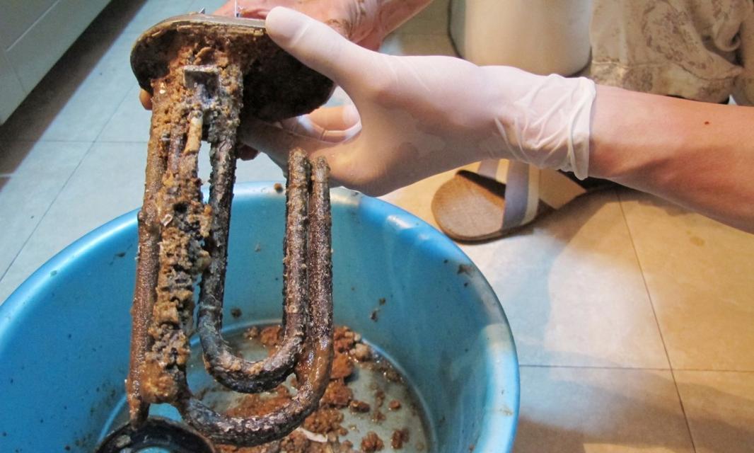 如何正确清洗热水器（掌握清洗方法）  第1张