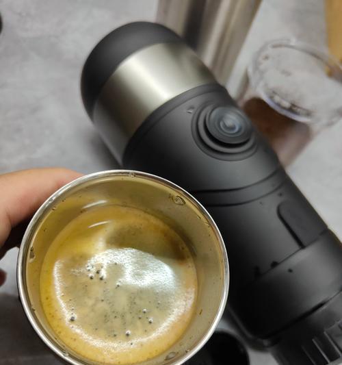 没有胶囊咖啡机，如何享受美味咖啡（探索家中制作咖啡的创意方法）  第1张