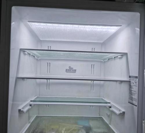 冰箱不制冷又流水，如何应对（解决冰箱制冷问题的实用方法与技巧）  第3张